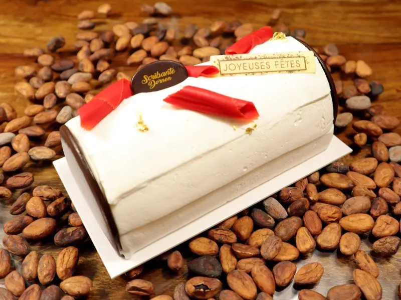 Pâtisserie glacée vanille framboise Bourgoin-Jallieu